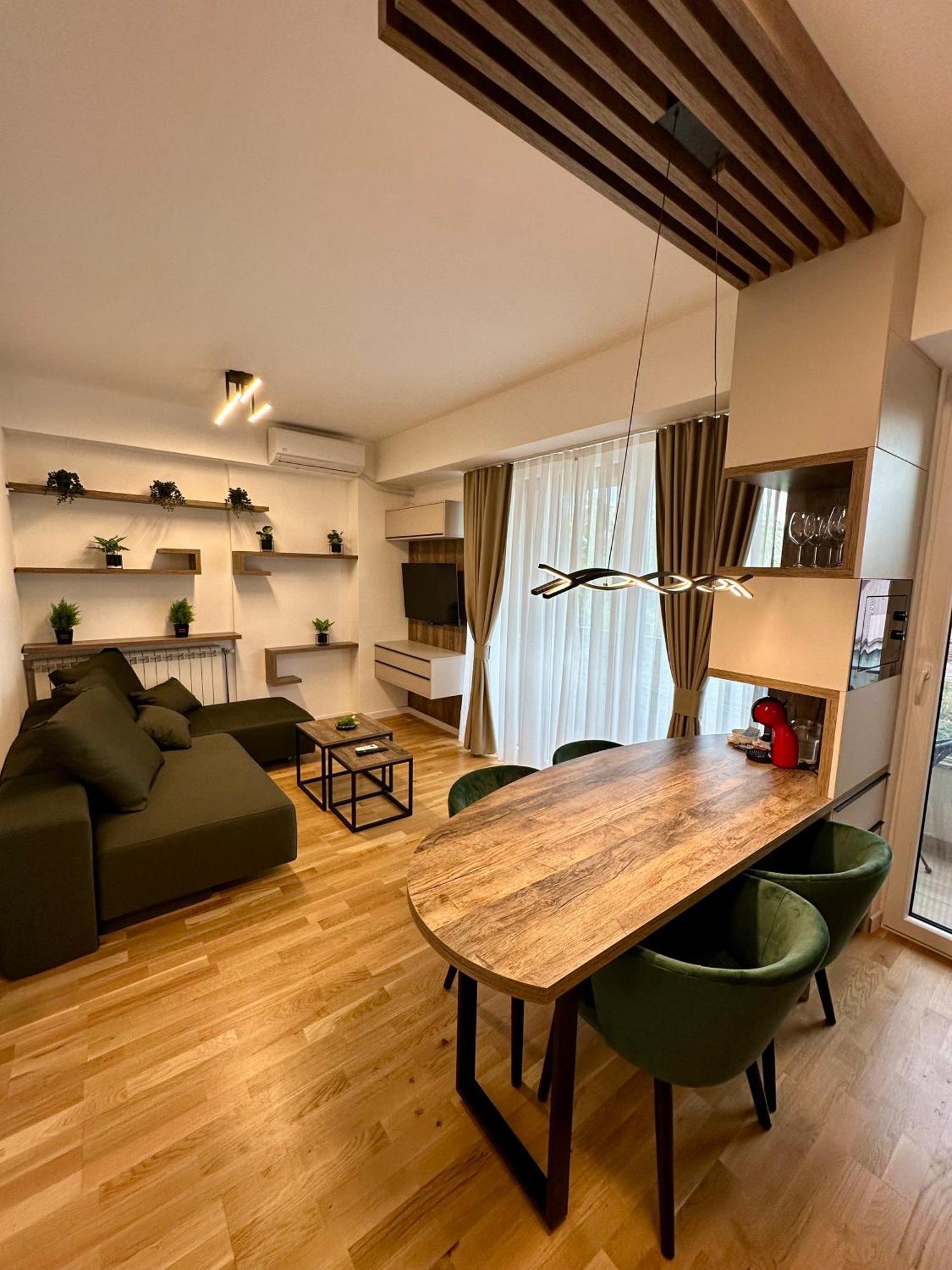Downtown Riverside Apartments สโกเปีย ภายนอก รูปภาพ