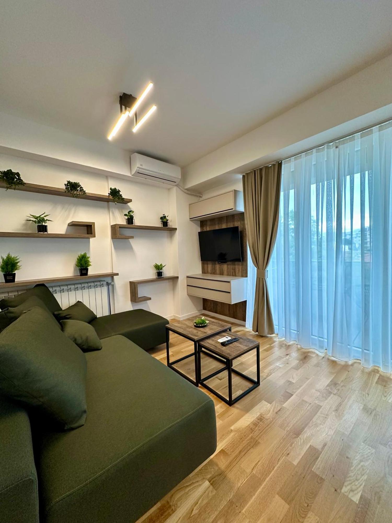 Downtown Riverside Apartments สโกเปีย ภายนอก รูปภาพ