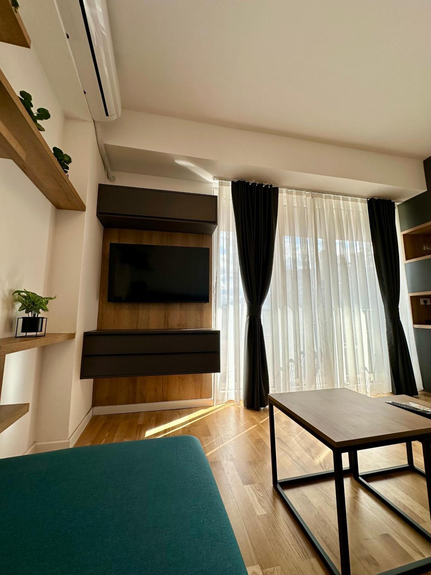 Downtown Riverside Apartments สโกเปีย ภายนอก รูปภาพ