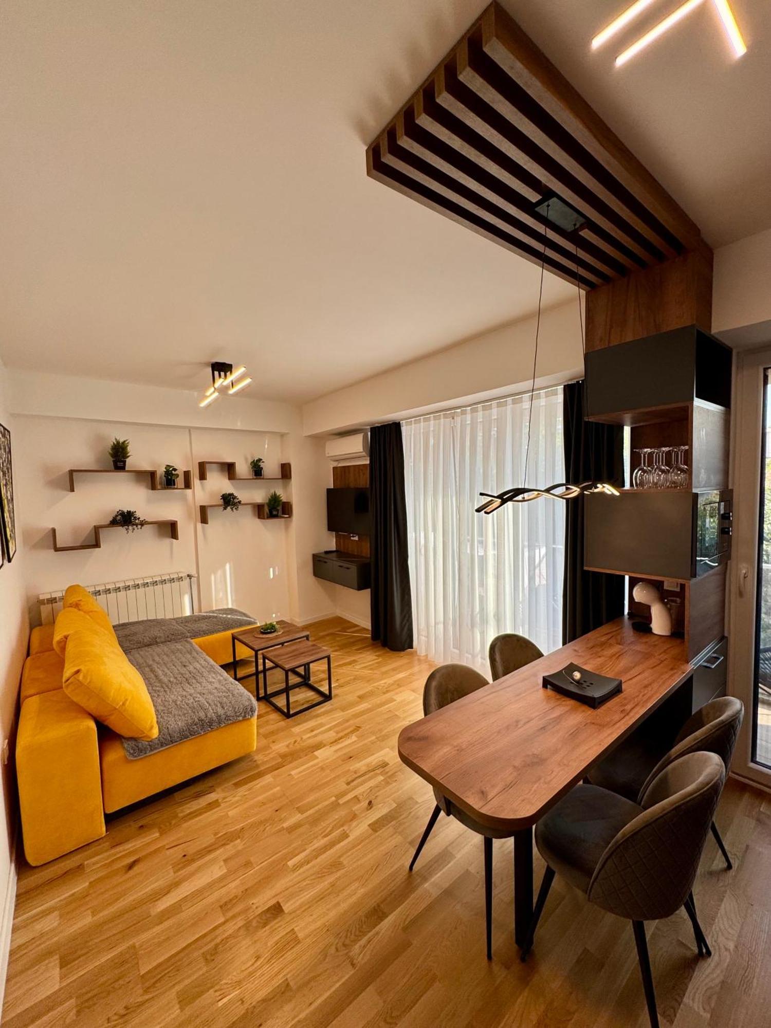 Downtown Riverside Apartments สโกเปีย ภายนอก รูปภาพ