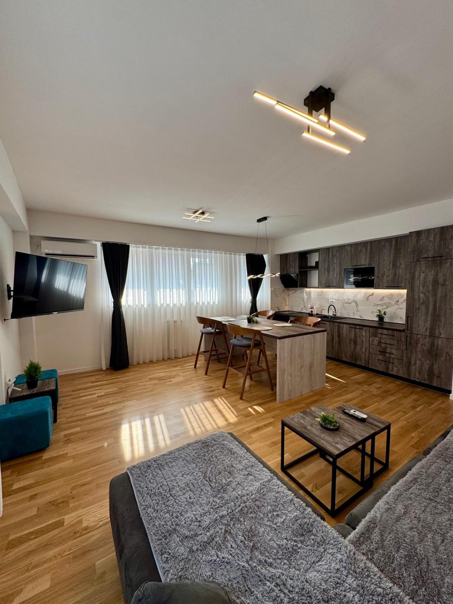 Downtown Riverside Apartments สโกเปีย ภายนอก รูปภาพ