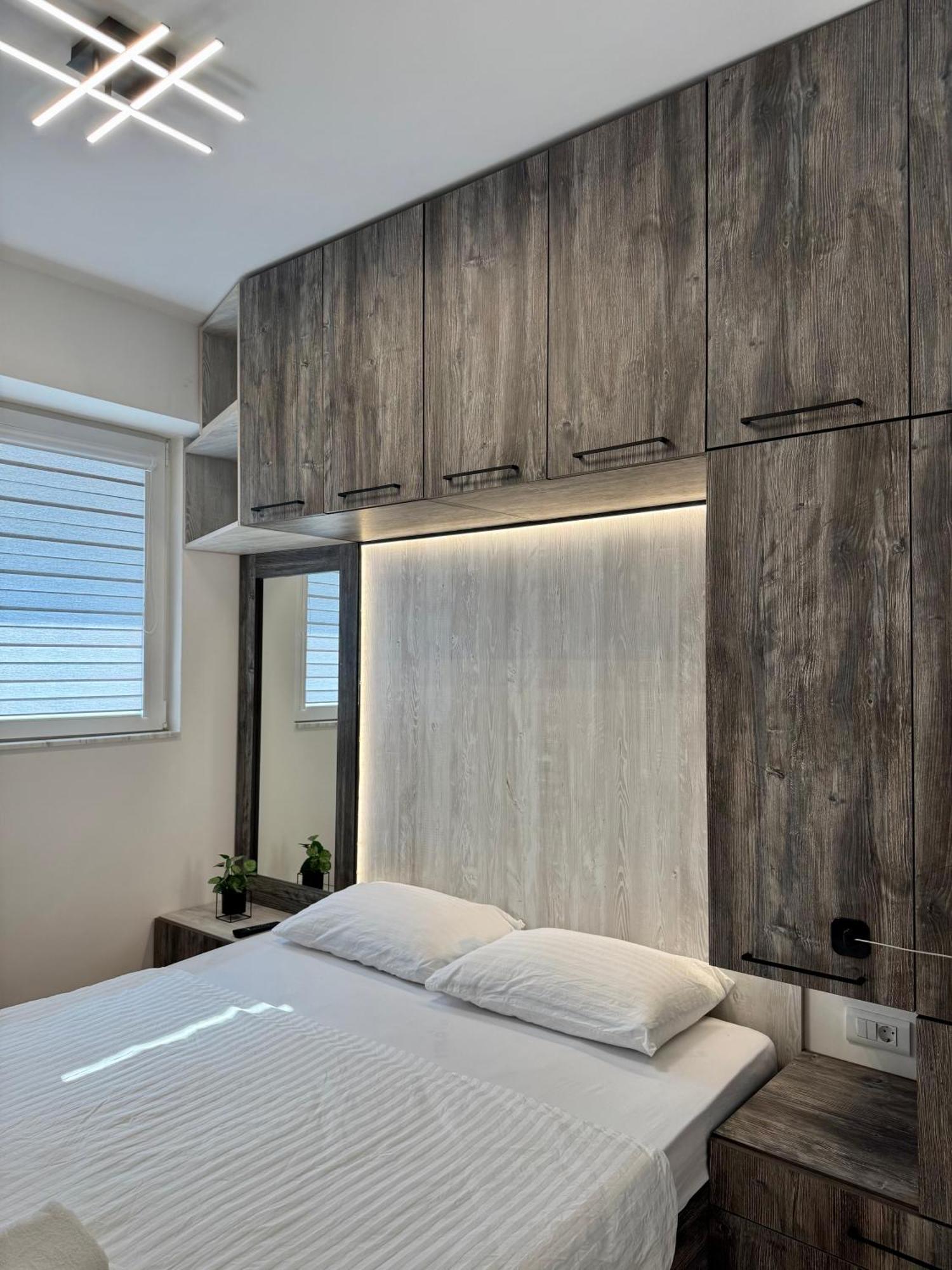 Downtown Riverside Apartments สโกเปีย ภายนอก รูปภาพ